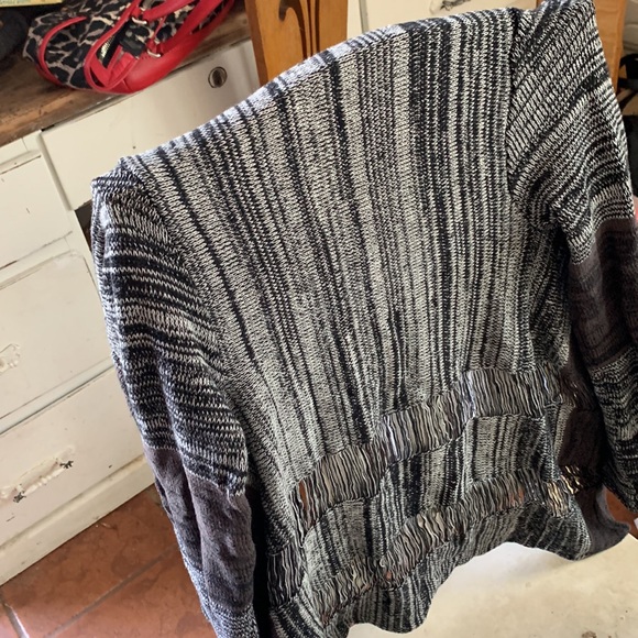 Cardigan - Picture 3 of 3